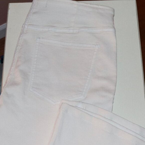 We The Free Womens Flared Legs Pants in white Size 30 - Picture 1 of 6